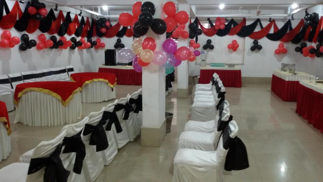 Hotel Tapti Saral Bhopal Exterior foto